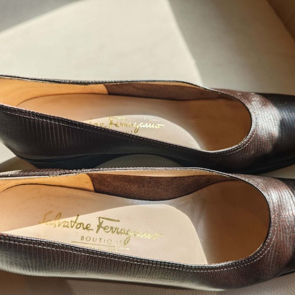 Authentic Salvatore Ferragamo Women's brown shoes size 7.5